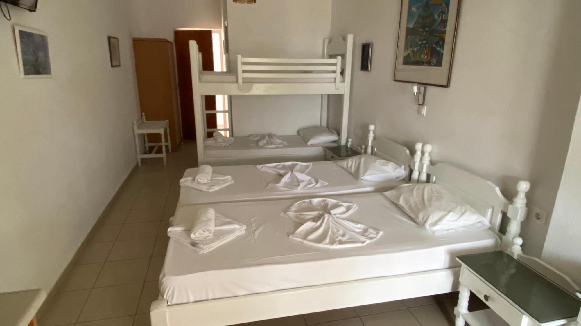 Mare Monte Hotell Ios Exteriör bild